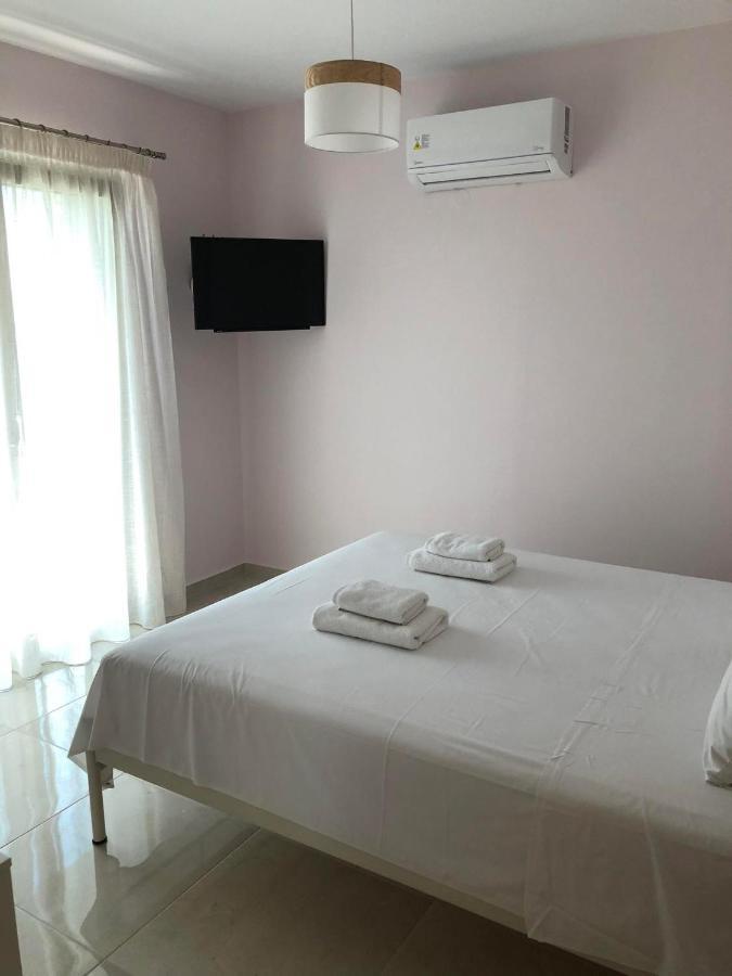 Bounatsa Studios & Apartments Νυδρί Εξωτερικό φωτογραφία
